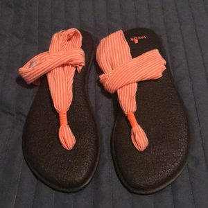 Sanuk sandals